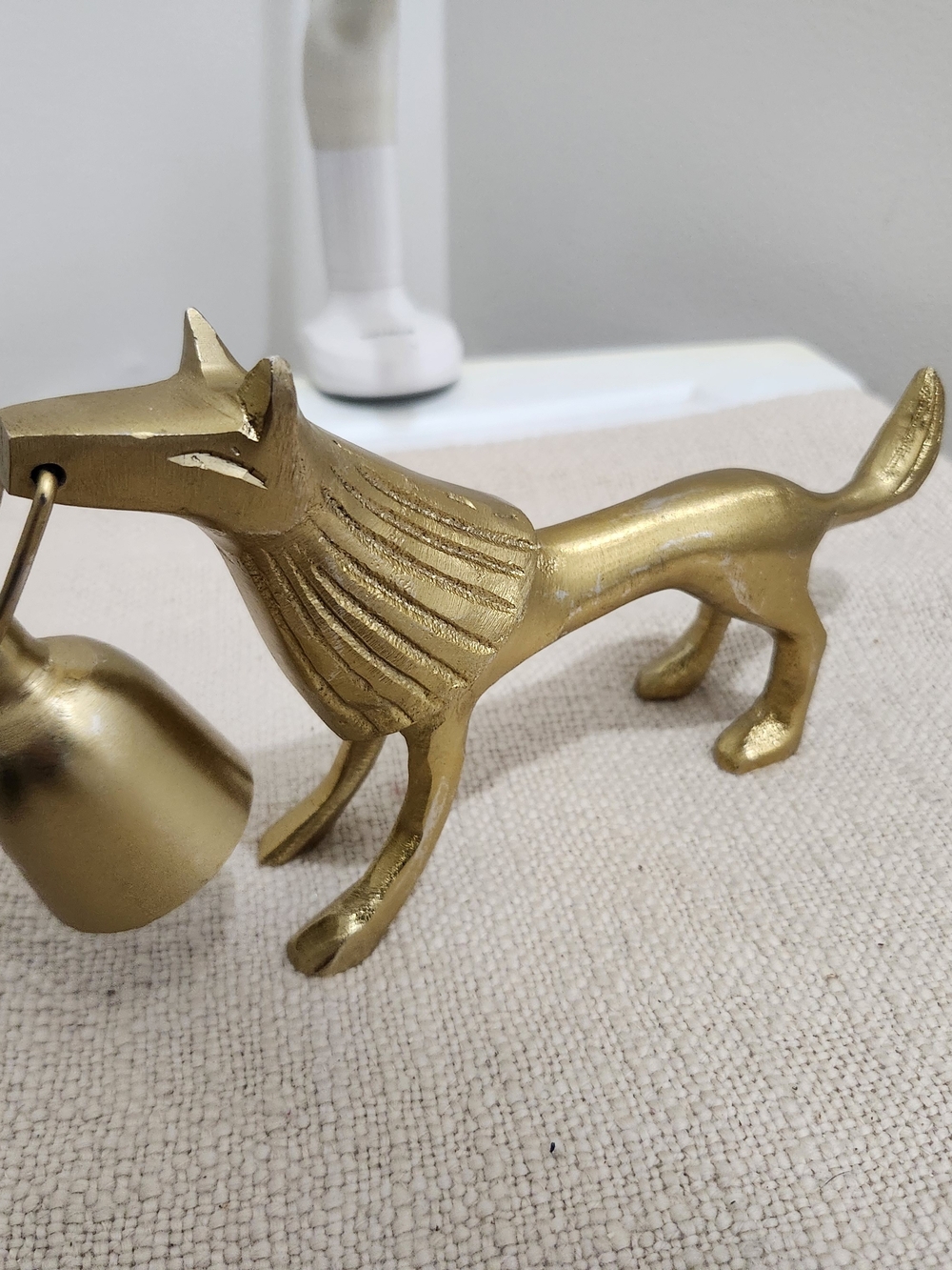 Lion Candle Snuffle!